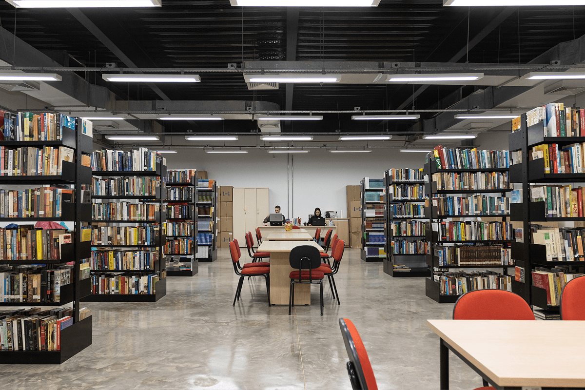 Biblioteca Pecege