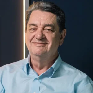 Foto do Prof. Dr. Antonio Cesar Amaru Maximiano 