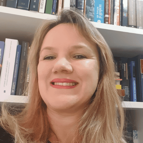 Prof. Dra. Liziane Angelotti Meira 