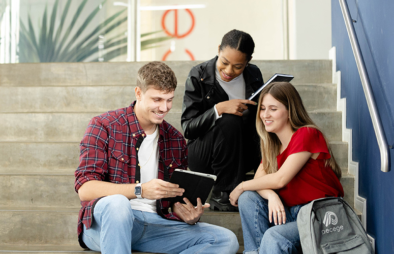 graduação faculdade pecege